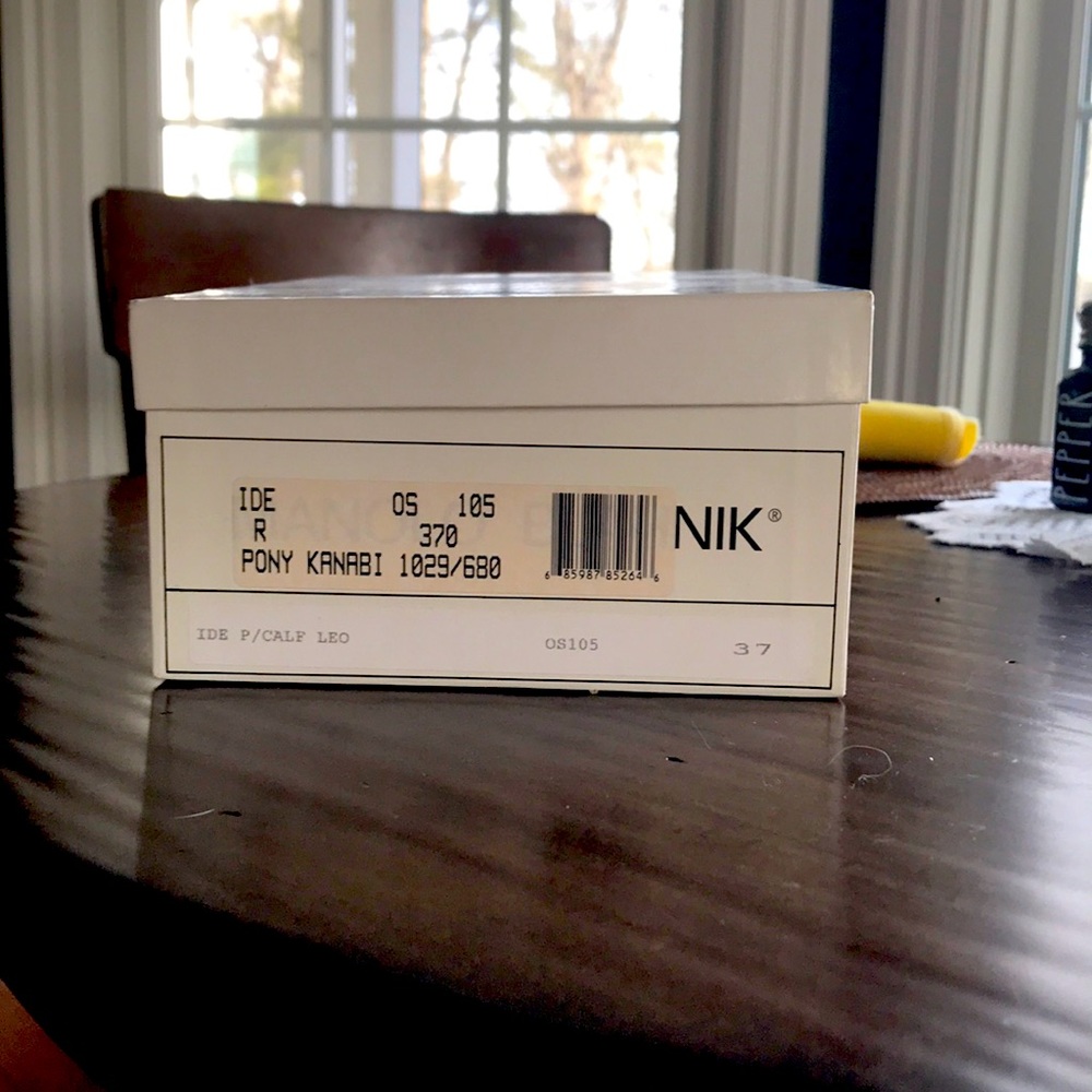 Gorgeous Manolo Blahniks